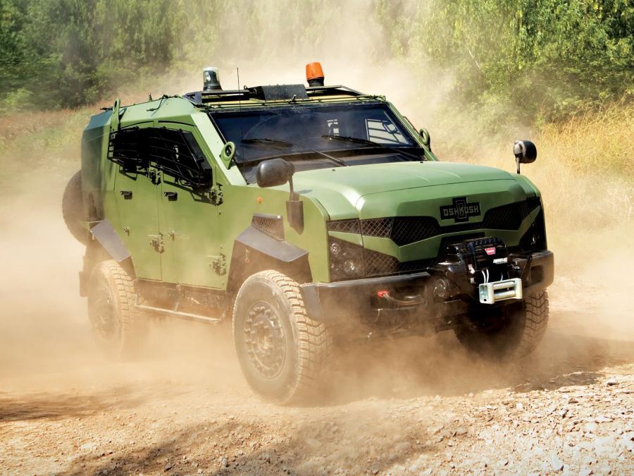  Oshkosh Sand Cat 2009 года  (фото 2 из 9)